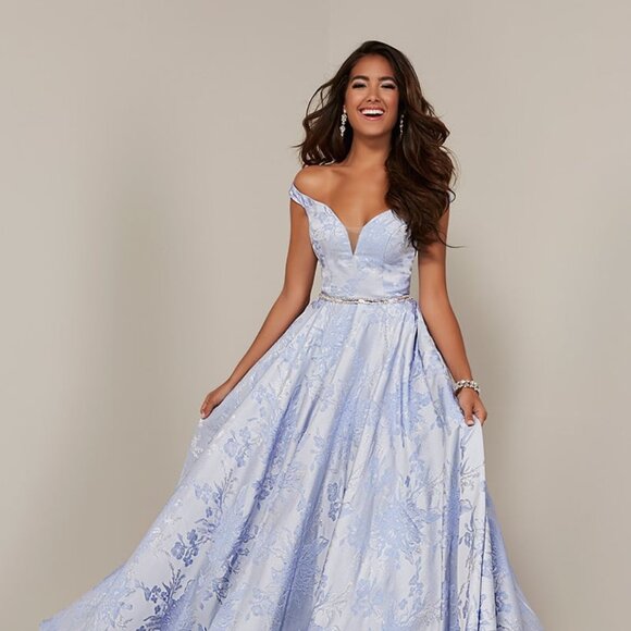 Prom Dress Tiffany Designs 16358 - Picture 1 of 8